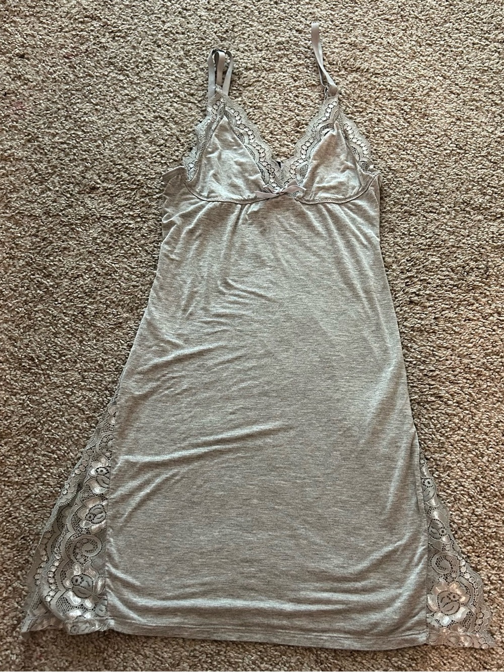 Soft Lace-Trim Chemise – Light Gray